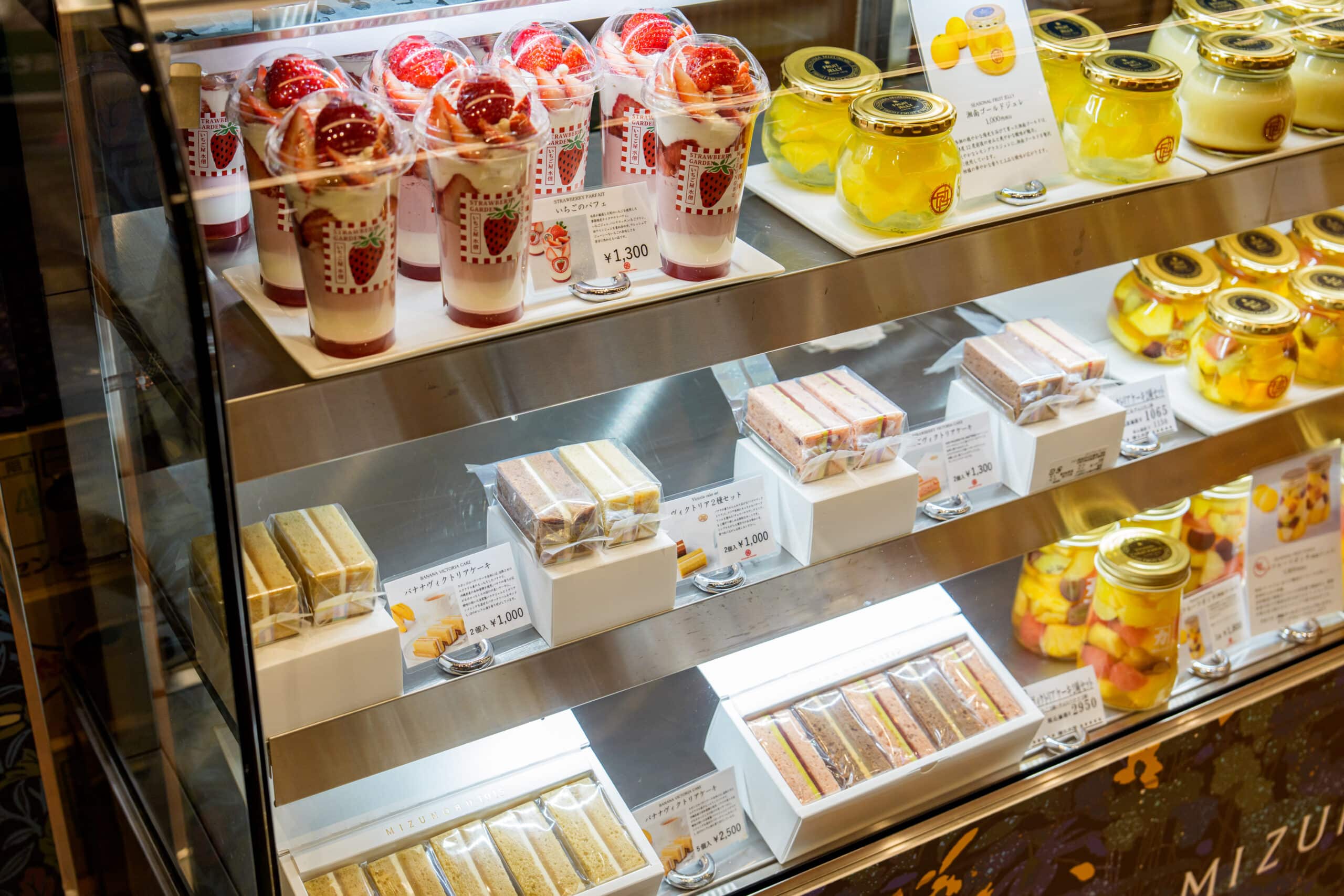 横浜水信本店 人気のスイーツ